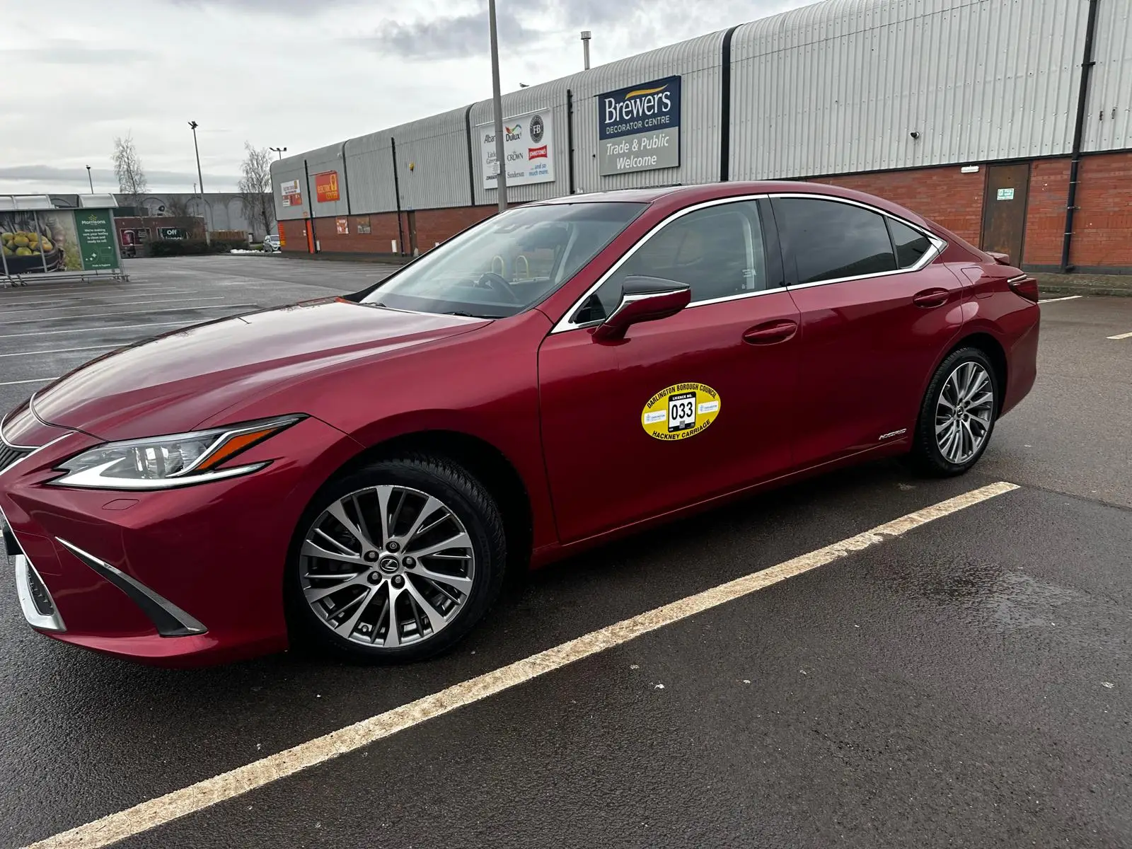 lexus side view taxi